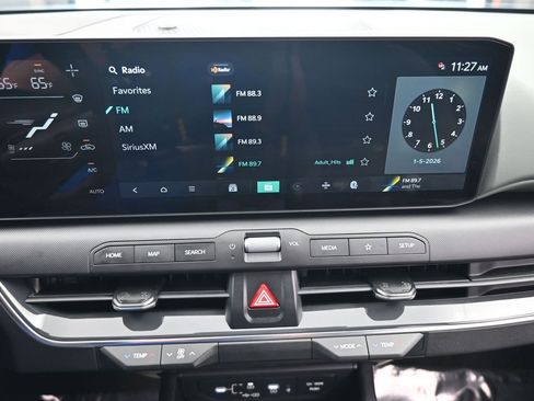 Used 2025 Kia K4 EX FWD image 24