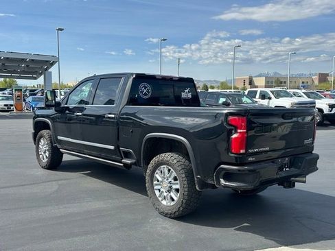 Used 2024 Chevrolet Silverado 3500 High Country w/ Technology Package AWD/4WD image 21