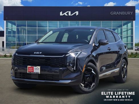 Used 2026 Kia Sportage EX FWD image 1