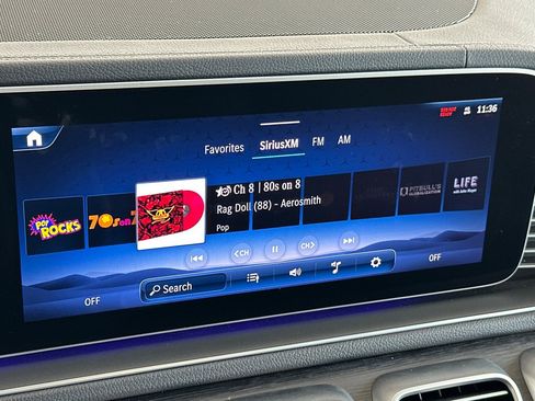 Used 2024 Mercedes-Benz GLS 450 4MATIC image 19