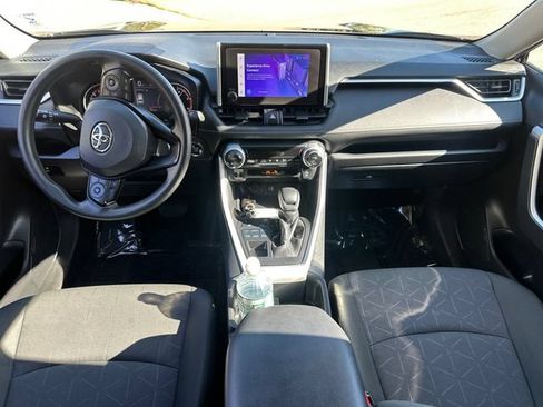 Used 2024 Toyota RAV4 XLE AWD/4WD image 20
