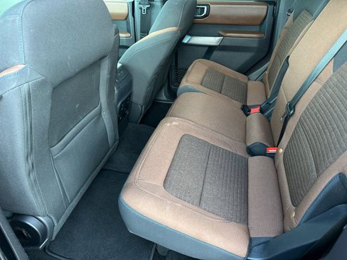Used 2023 Ford Bronco Outer Banks AWD/4WD image 11