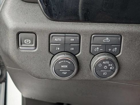 Used 2024 Chevrolet Silverado 1500 RST w/ Redline Edition AWD/4WD image 43