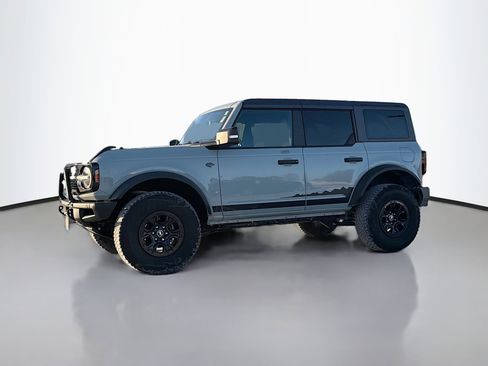 Used 2022 Ford Bronco Wildtrak image 11