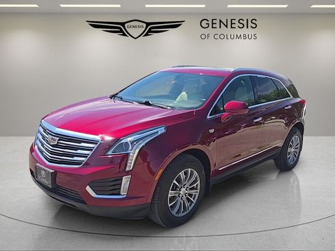 Used 2017 Cadillac XT5 Luxury FWD image 1