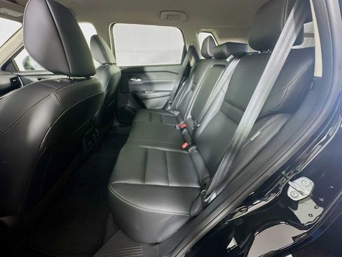 Used 2026 Nissan Rogue SL AWD/4WD image 23