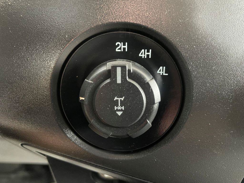 Used 2015 Ford F250 XL w/ Power Equipment Group AWD/4WD image 20