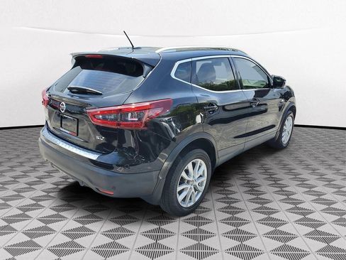 Used 2020 Nissan Rogue Sport SV w/ Technology Package FWD image 4
