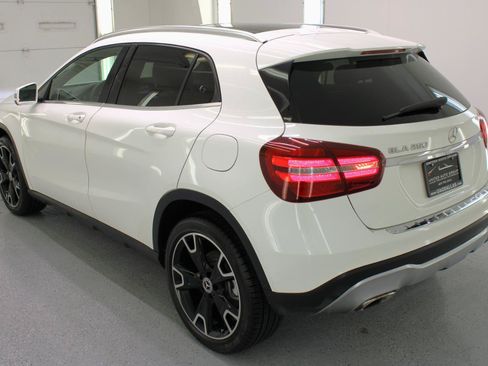 Used 2020 Mercedes-Benz GLA 250 w/ Convenience Package image 7