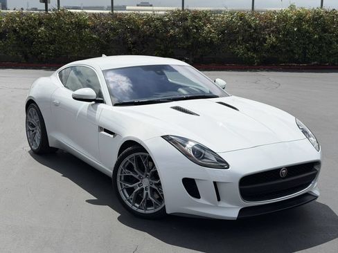 Used 2017 Jaguar F-TYPE Coupe RWD image 7