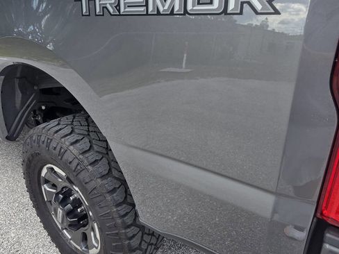 Used 2024 Ford F350 Lariat w/ Lariat Ultimate Package image 3