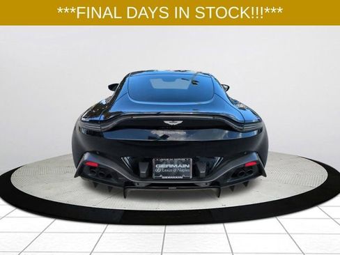 Used 2021 Aston Martin V8 Vantage Coupe RWD image 4
