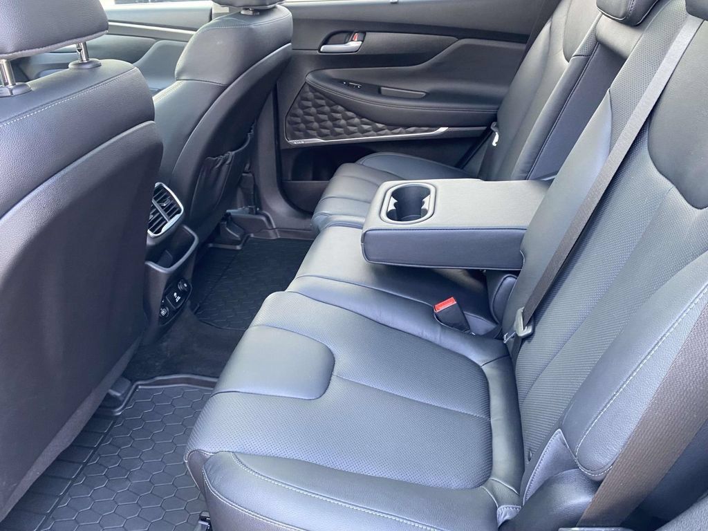 Used 2019 Hyundai Santa Fe FWD image 14