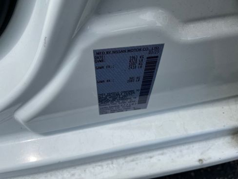 Used 2025 Nissan Altima 2.5 SV FWD image 9