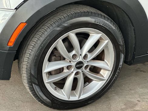 Used 2013 MINI Cooper Countryman image 3