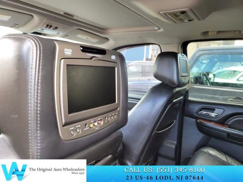 Used 2011 Cadillac Escalade AWD w/ Touring Package image 14