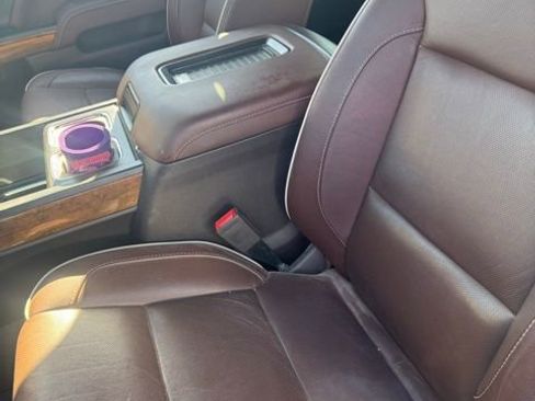 Used 2018 Chevrolet Silverado 1500 High Country image 19