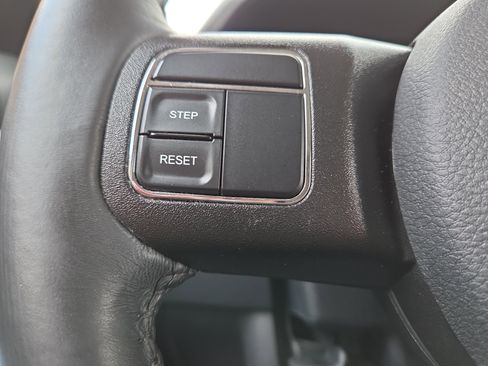 Used 2017 Jeep Patriot Latitude image 18