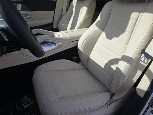 New 2026 Mercedes-Benz GLS 450 4MATIC image 23