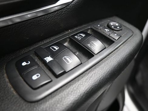 Used 2019 RAM 1500 Big Horn AWD/4WD image 11