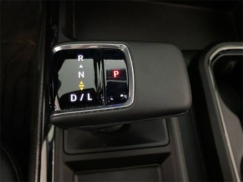 Used 2023 Chevrolet Silverado 1500 ZR2 w/ Technology Package image 41