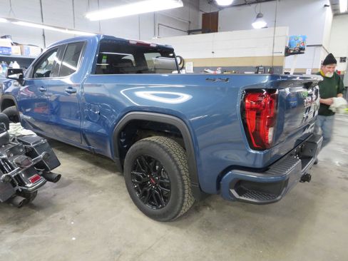 Used 2024 GMC Sierra 1500 Elevation image 4