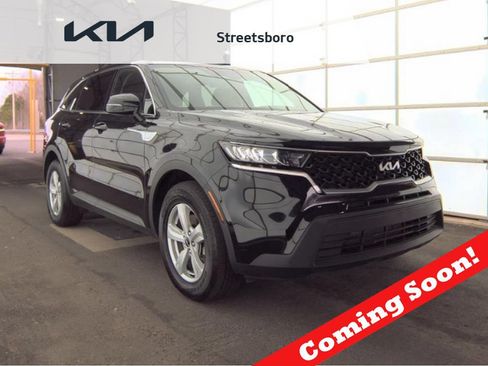 Used 2023 Kia Sorento LX FWD image 1