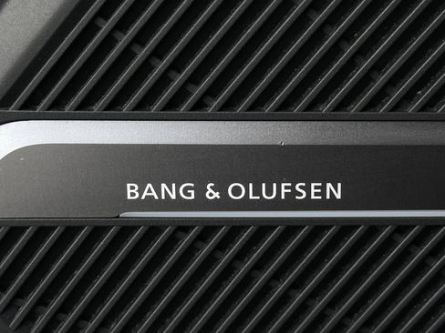 Used 2018 Audi SQ5 Premium Plus w/ Navigation Package image 5