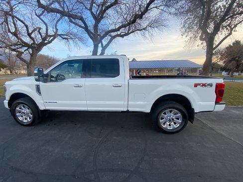 Used 2022 Ford F350 Platinum image 34