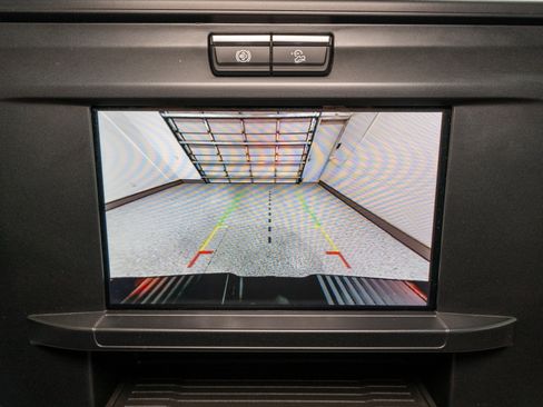 Used 2025 Ford F250 XLT w/ FX4 Off-Road Package image 19