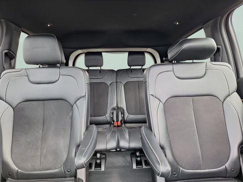 Used 2023 Jeep Grand Cherokee L Laredo image 24