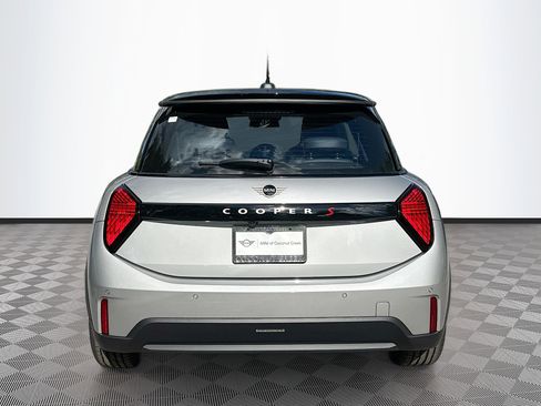 New 2026 MINI Cooper S image 5