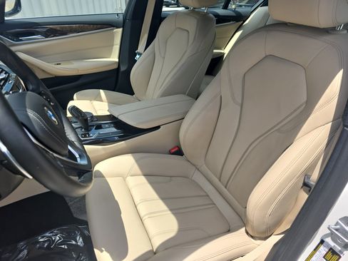 Used 2020 BMW 540i w/ Convenience Package RWD image 15