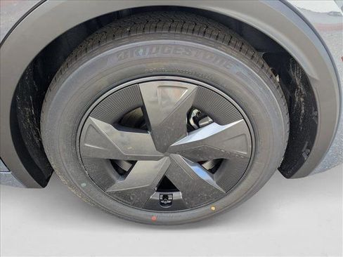 New 2026 Toyota Prius Plug-In Hybrid image 9