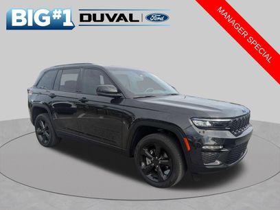 Used 2024 Jeep Grand Cherokee Limited w/ Black Appearance Package
