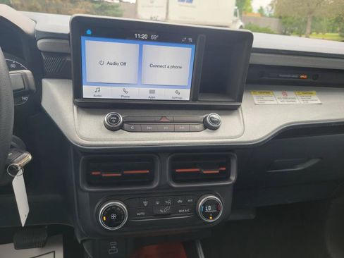 Used 2022 Ford Maverick XLT FWD image 9