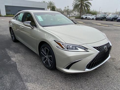 New 2025 Lexus ES 350 w/ Premium Package image 4