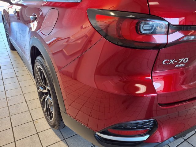 Used 2025 MAZDA CX-70 Plug-In Hybrid w/ Premium Plus AWD/4WD image 21