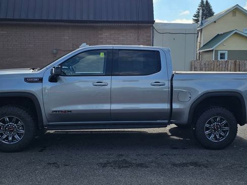 Used 2025 GMC Sierra 1500 AT4X AWD/4WD image 4