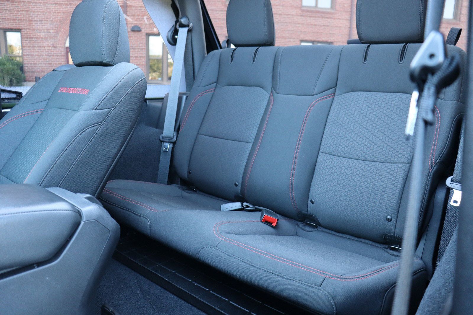Used 2021 Jeep Wrangler Rubicon AWD/4WD image 15