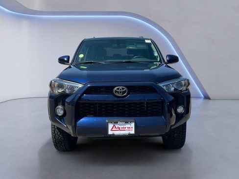 Used 2018 Toyota 4Runner SR5 Premium AWD/4WD image 8
