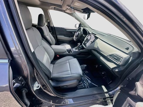 Used 2025 Subaru Outback Limited w/ Popular Package #2 AWD/4WD image 25