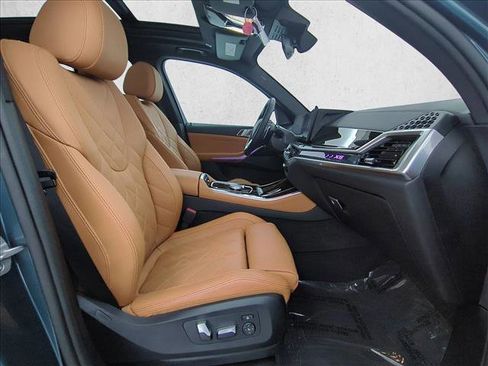 Used 2024 BMW X5 sDrive40i w/ Premium Package RWD image 25