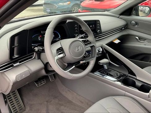 New 2026 Hyundai Elantra SEL Sport Premium FWD image 6