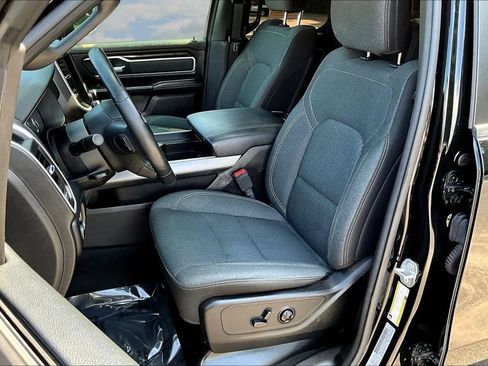 Used 2020 RAM 1500 Big Horn AWD/4WD image 24