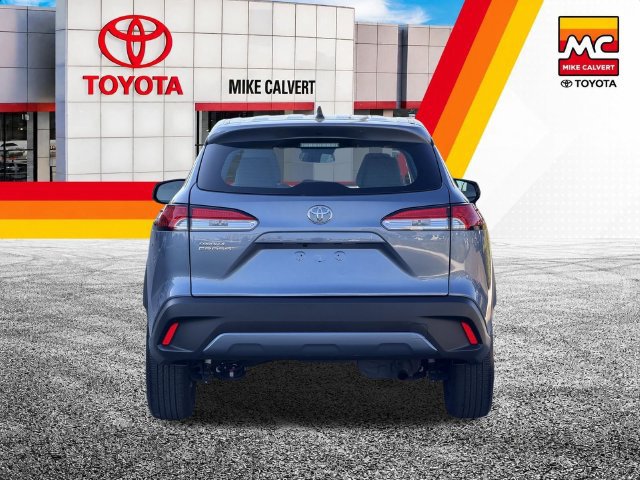 Used 2025 Toyota Corolla Cross L FWD image 7