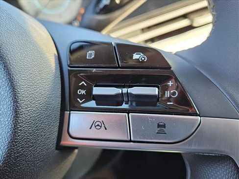 New 2026 Hyundai Elantra Limited image 12