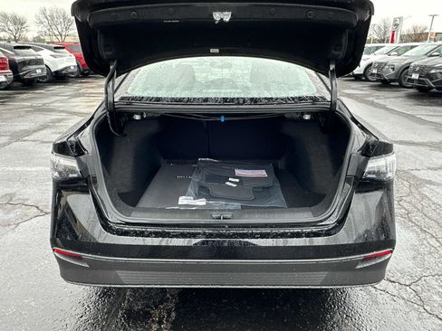 New 2026 Nissan Sentra SV w/ SV Convenience Package FWD image 13