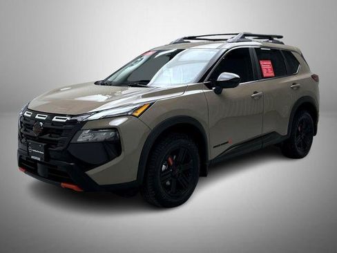 Certified 2025 Nissan Rogue SV AWD/4WD image 1