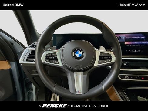 Used 2024 BMW X5 sDrive40i w/ M Sport Package RWD image 6